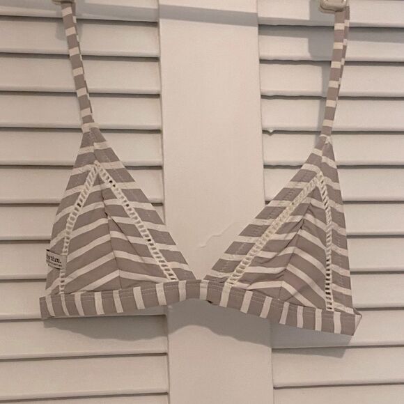 Rhythm Bikini Top - Picture 8 of 12